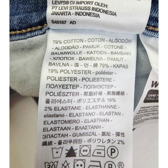 Levi's Size 33X32 Womens Curvy Bootcut Blue Denim 5 Pocket Logo Tag Jeans - Picture 10 of 14